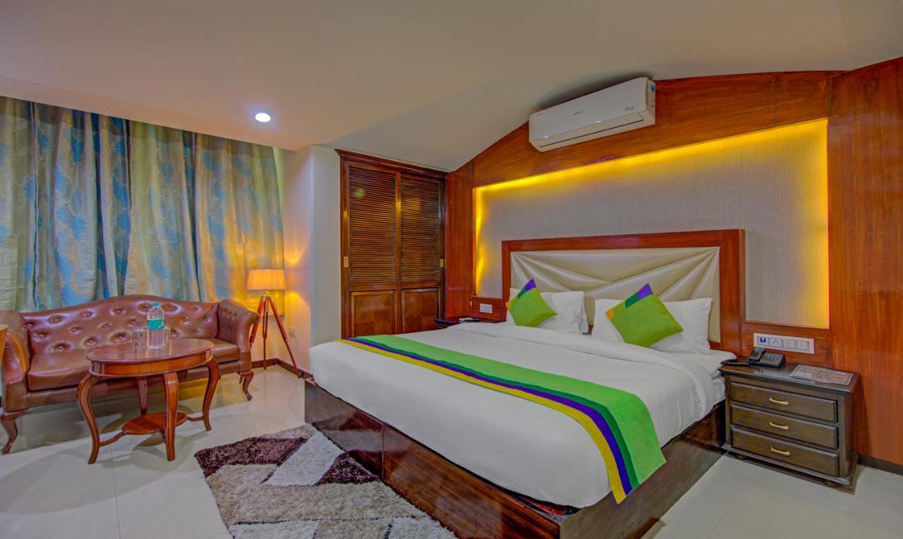 Treebo Corporate Park Hotel New Delhi Exterior photo