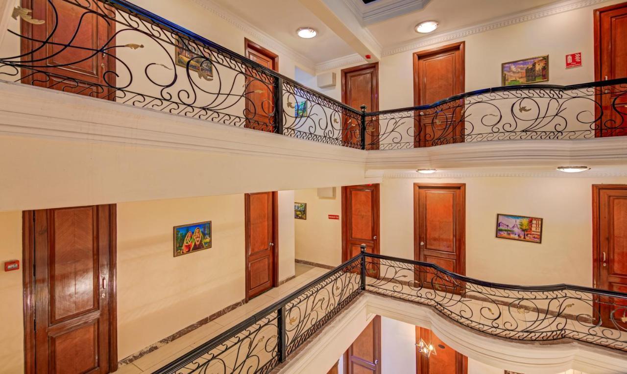 Treebo Corporate Park Hotel New Delhi Exterior photo