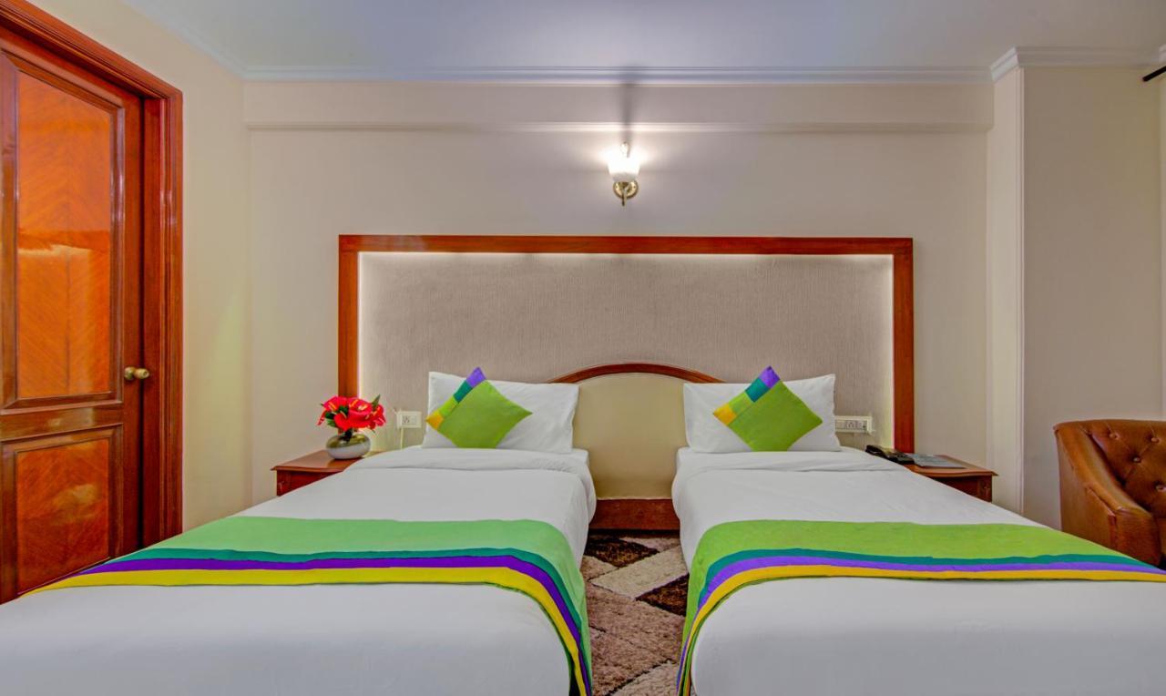 Treebo Corporate Park Hotel New Delhi Exterior photo