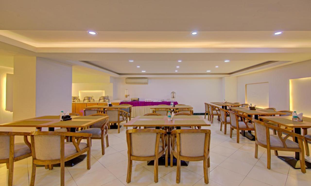 Treebo Corporate Park Hotel New Delhi Exterior photo