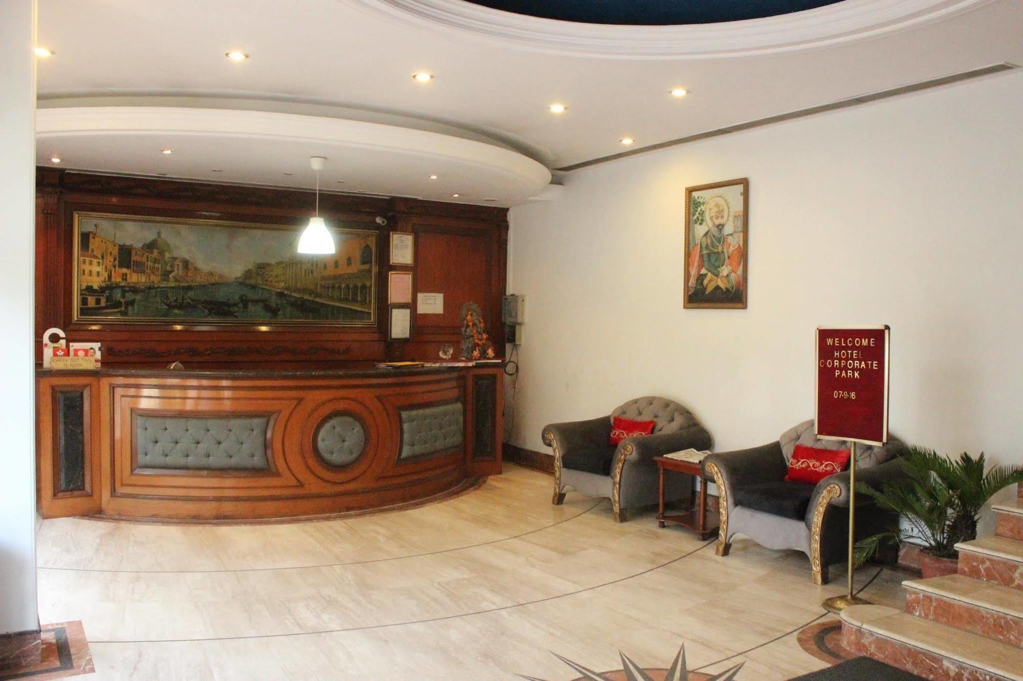 Treebo Corporate Park Hotel New Delhi Exterior photo